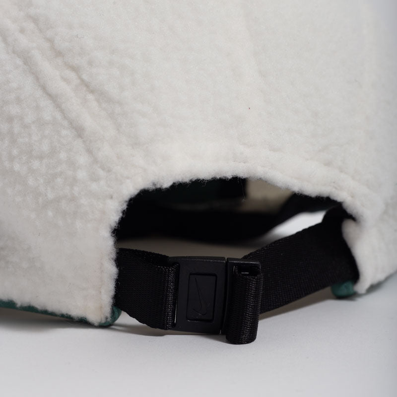 Bone Nike ACG Therma Fit