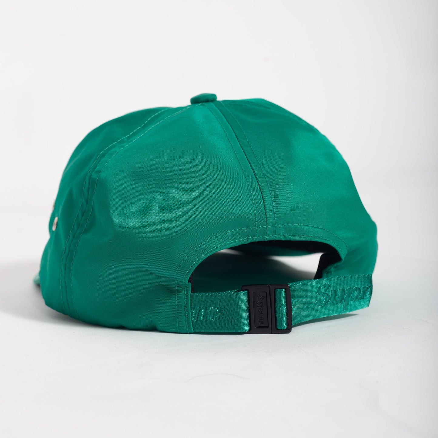 Bone Supreme Metal Box Logo Verde